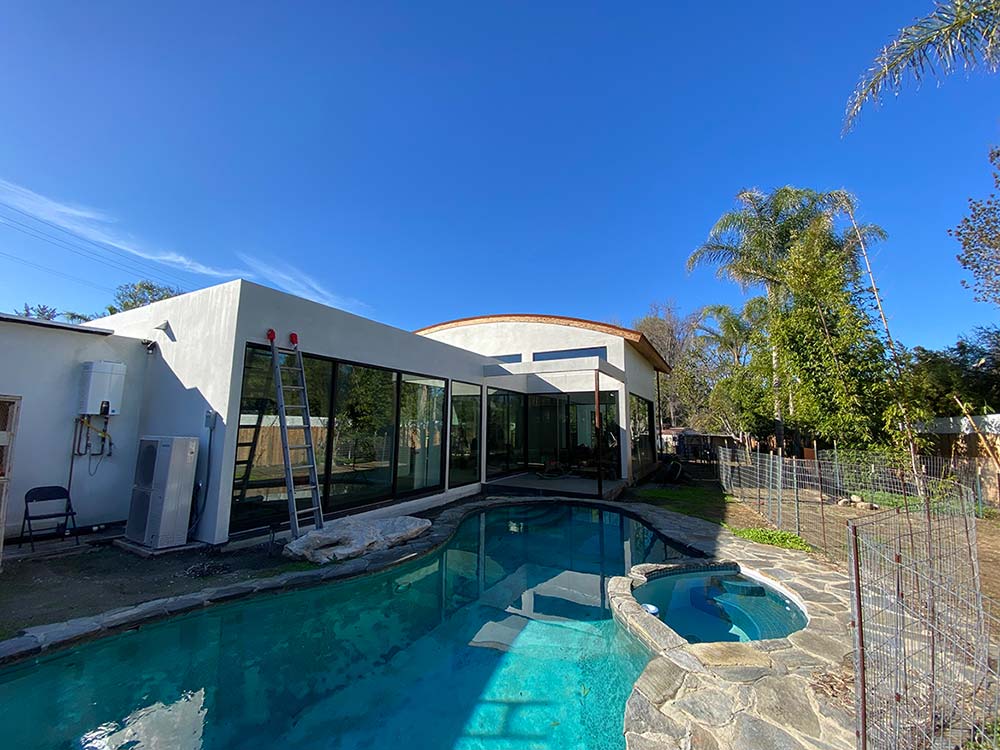 Two houses in one house - Backyard