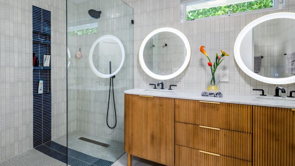 Greenleaf Bathroom Interior